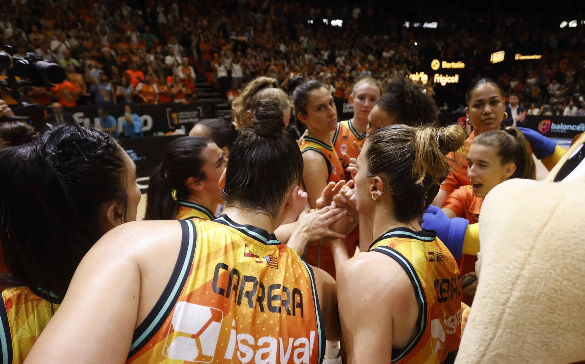 Valencia Basket - Perfumerías Avenida