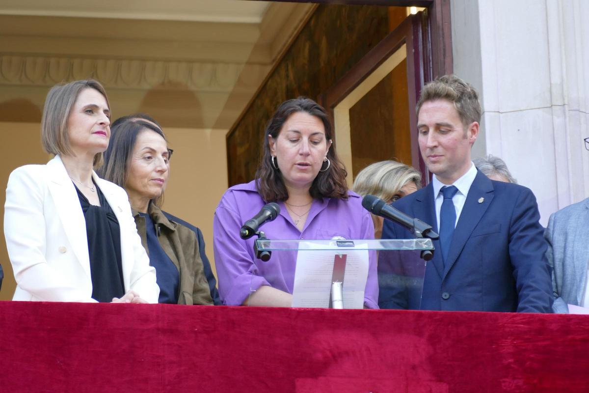 EN IMATGES | Les diferents generacions de la Colla Castellera de Figueres protagonitzen el pregó de Santa Creu