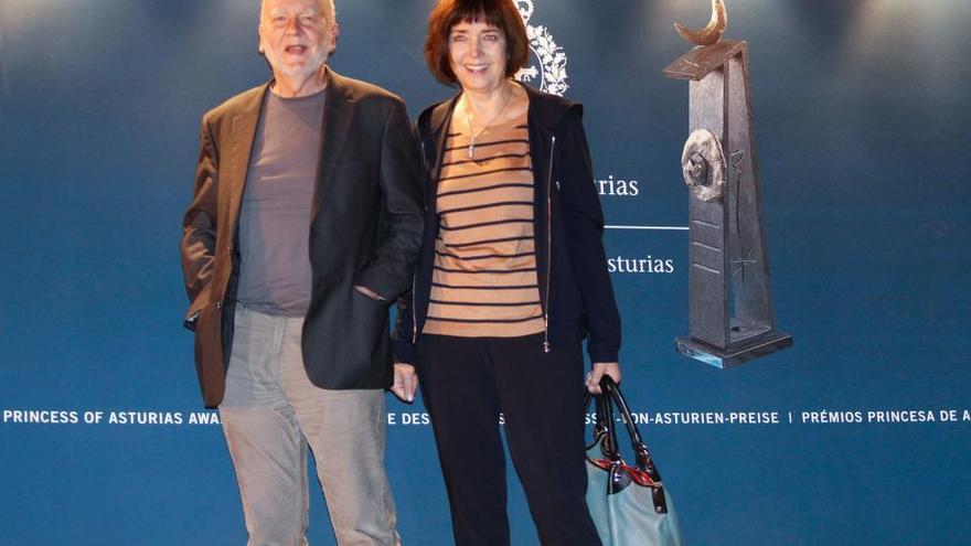 Llegada a Oviedo de Adam Zagajewski, premio Princesa de Asturias de las Letras