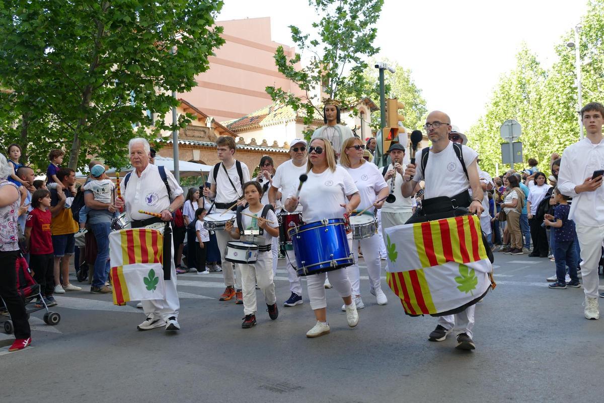 EN IMATGES | El seguici popular figuerenc obre el camí a les Fires i Festes de la Santa Creu EN IMATGES | El seguici popular figuerenc obre el camí a les Fires i Festes de la Santa Creu