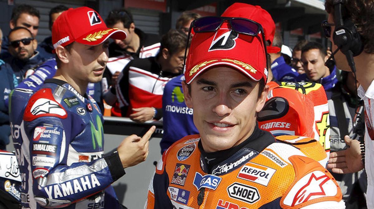 Marc Márquez, al ’corralito’ de Phillip Island, amb Jorge Lorenzo (al darrere). Marc Márquez, al ’corralito’ de Phillip Island, amb Jorge Lorenzo (al darrere).