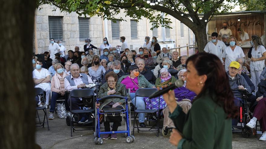 Concerts a cegues porta Neus Mar al Puig d&#039;en Roca