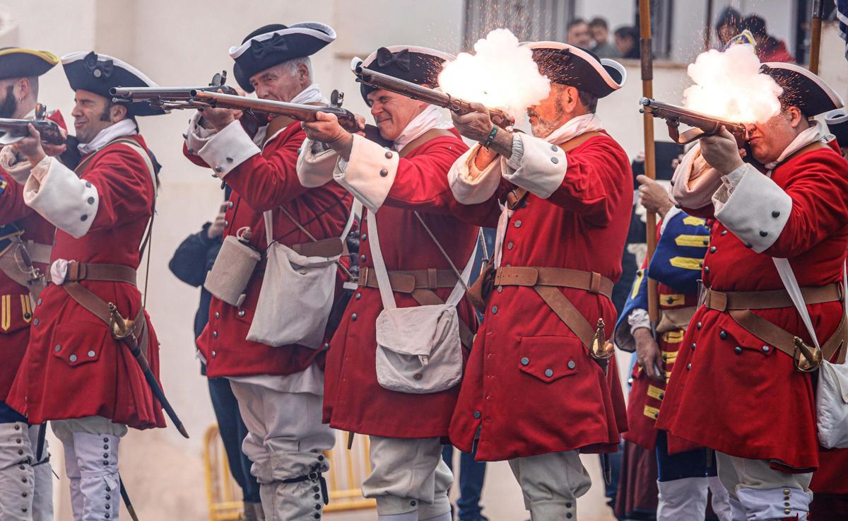 Historia y pólvora en la recreación de la Desfeta de Alcoy