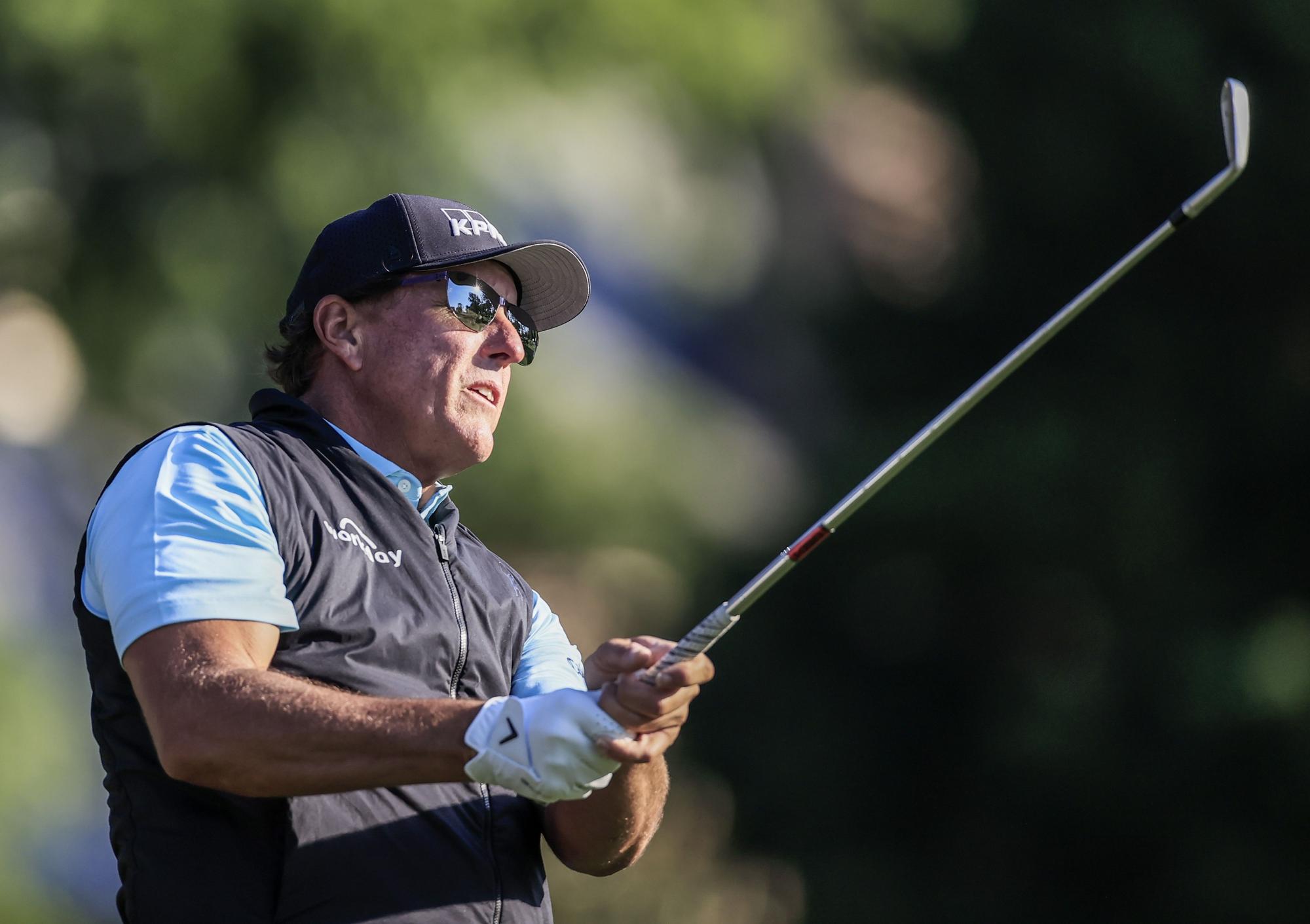 Mickelson, ganador de tres chaquetas verdes, no estará este año en el Masters por primera vez en su carrera