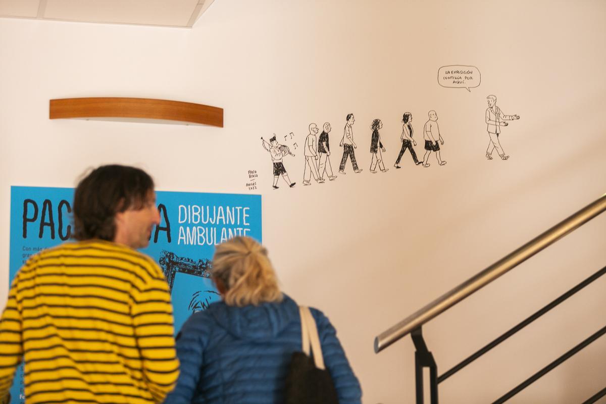 La exposición de Paco Roca en la Sala de Cómic de Avilés: "Dibujante ambulante"