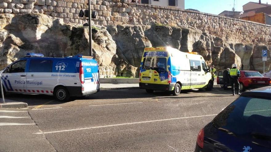 Atropellados una mujer y un menor en la Ronda de la Feria