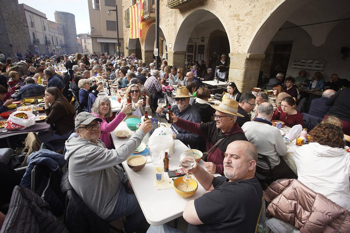 Verges dinar popular carnaval sopa de Verges