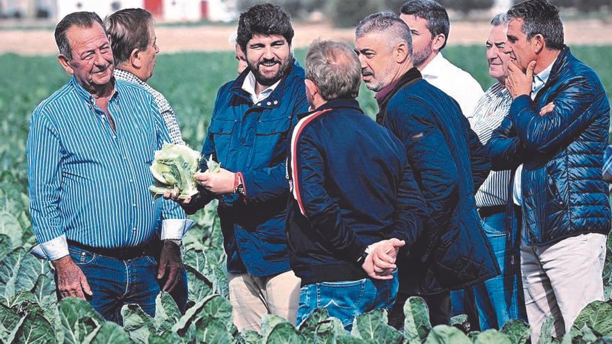 Miras calma los ánimos en el campo y gana el discurso del agua al PSOE