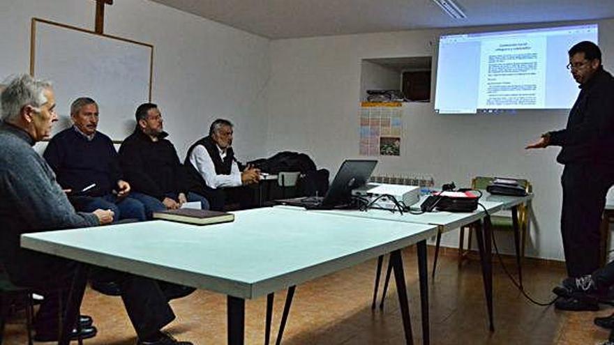 Un momento del curso de formación en el Aula Arciprestal organizado en Puebla.
