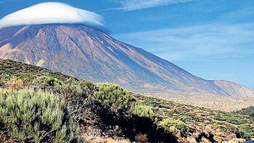 Blick auf den Vulkan Teide, den auf Teneriffa befindlichen höchsten Berg Spaniens.