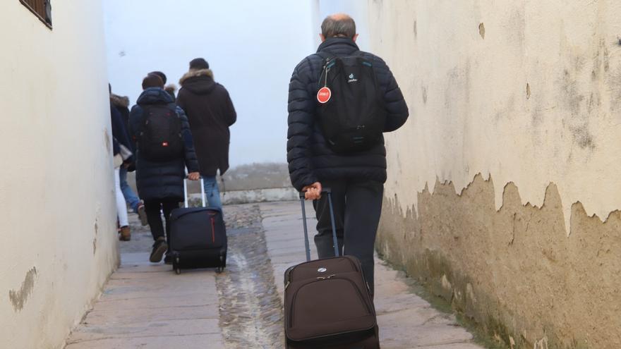 La escalada de contagios provoca más de un 80% de cancelaciones de viajes en Córdoba