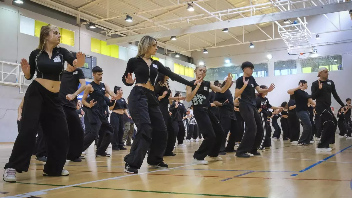 Más de 700 aspirantes compiten por un puesto en el Carnaval de Las Palmas de Gran Canaria