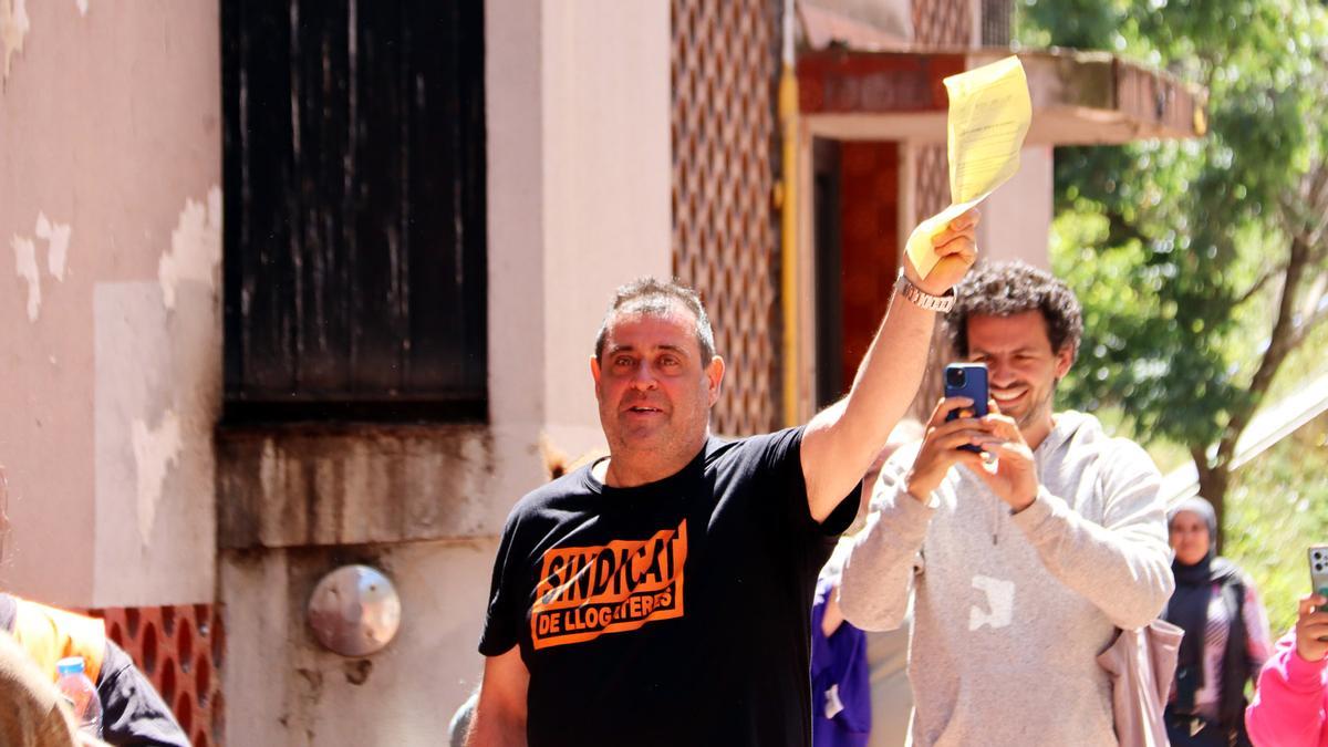 Aplazado hasta el 28 de mayo el desahucio de un vecino de Ciutat Meridiana