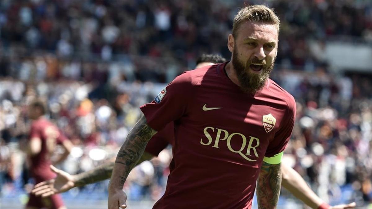 De Rossi es el nuevo capitán de la Roma tras la salida de Totti