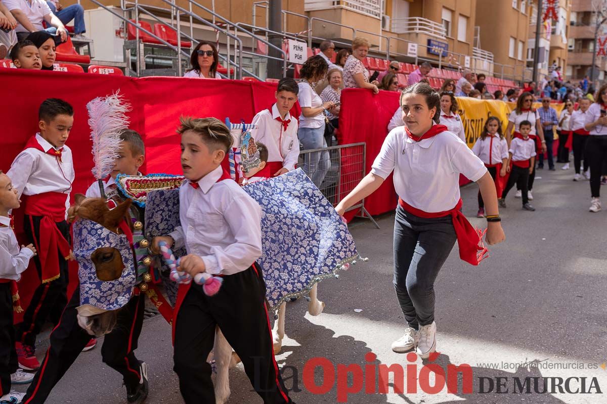 Desfile infantil del Bando de los Caballos del Vino