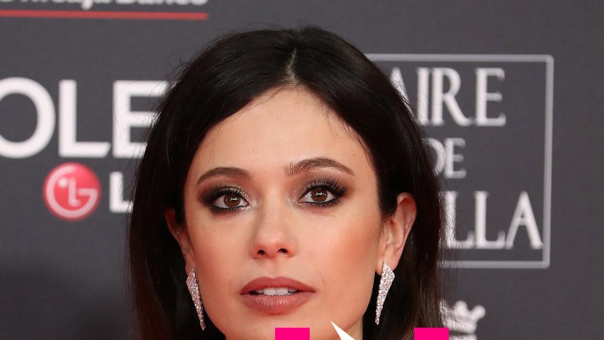 Anna Castillo con ojos ahumados en los Premios Goya 2020