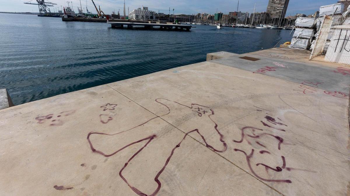 Aparece un cadáver flotando en la dársena interior del Puerto de Alicante