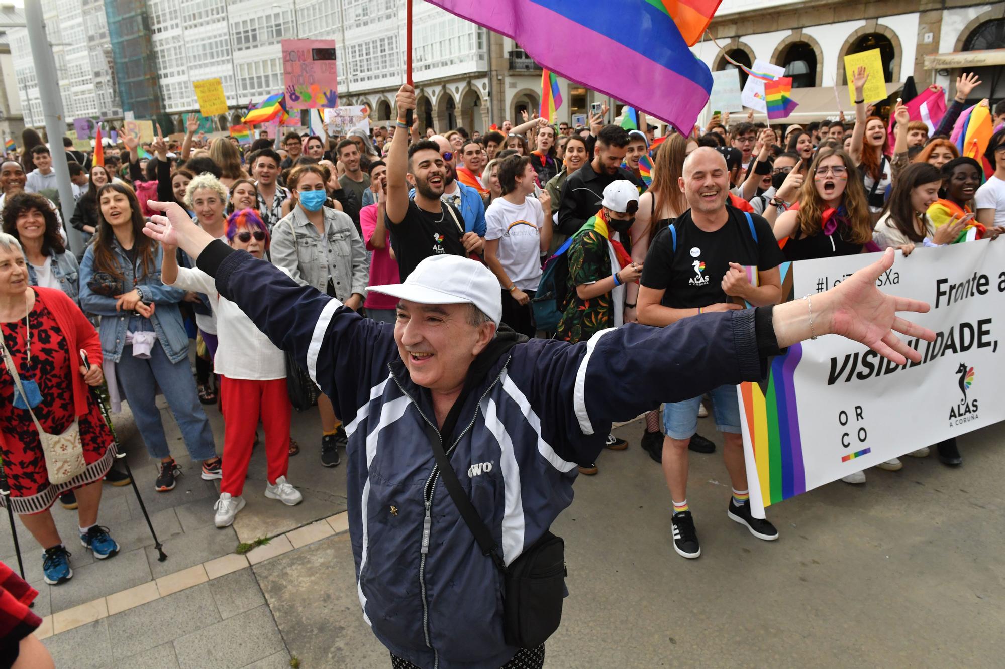 La manifestación del Orgullo LGBT recorre las calles de A Coruña