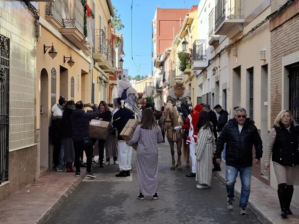 Así ha sido la cabalgata de Real, el único que pueblo de la Ribera que tiene la tradición de celebrarla el día 6