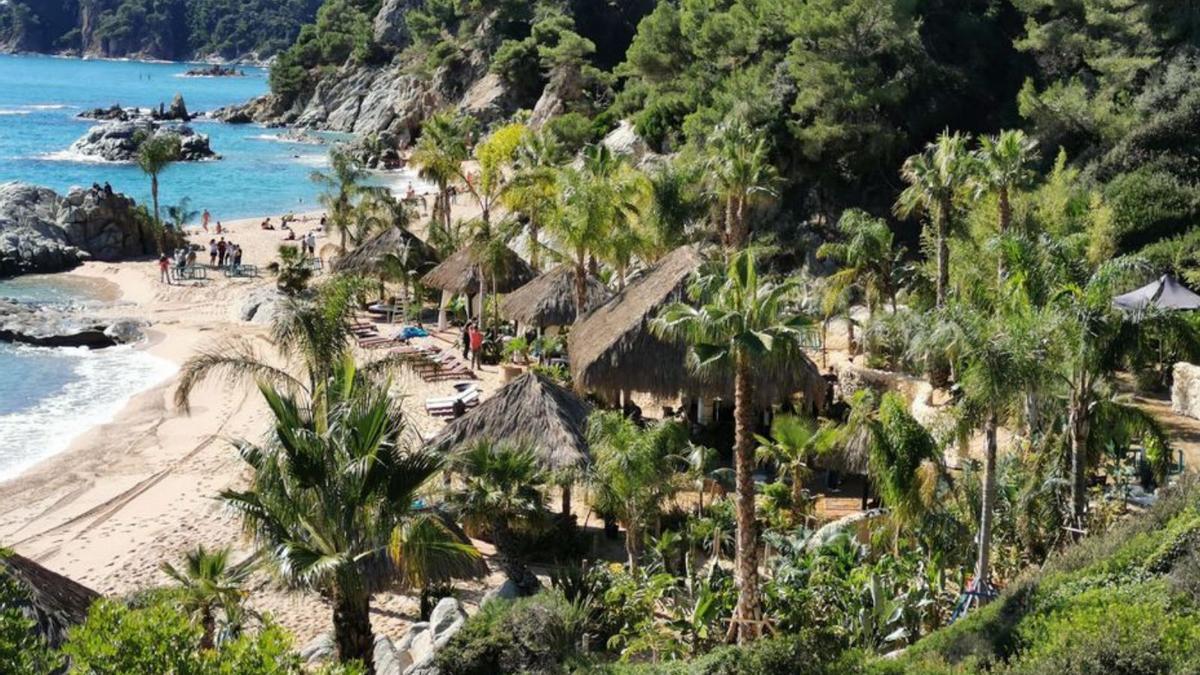 La transformació de cala Boadella per al rodatge.  | AJUNTAMENT DE LLORET DE MAR