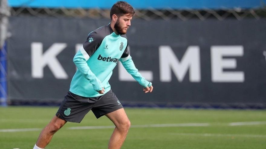 Miguelón, durante un entrenamiento con el Espanyol