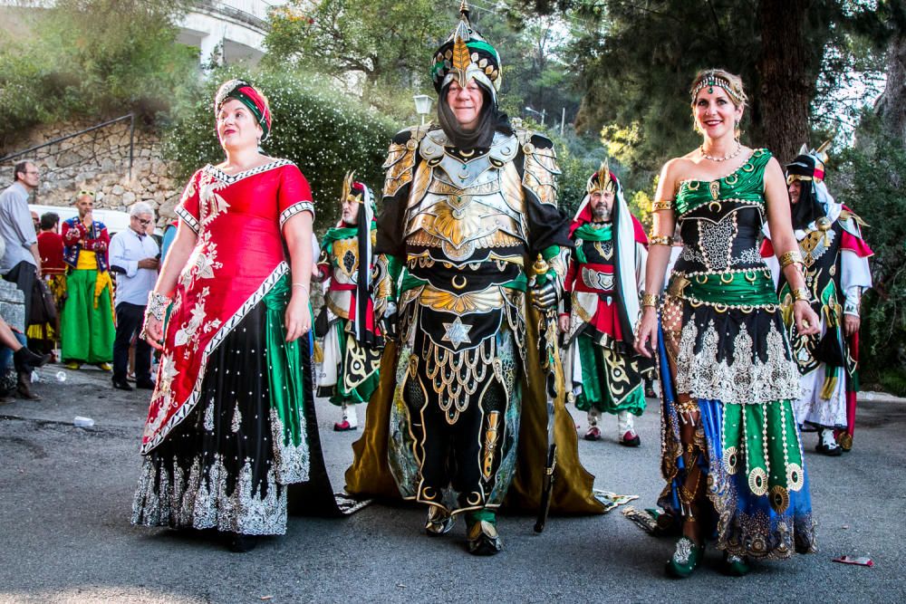 Fontilles vive los Moros y Cristianos de Alcoy