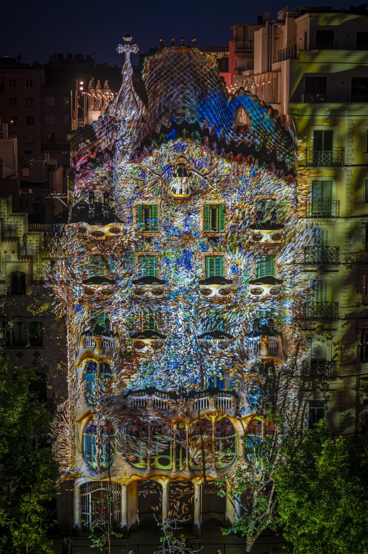 El espectacular ‘mapping’ sobre la Casa Batlló