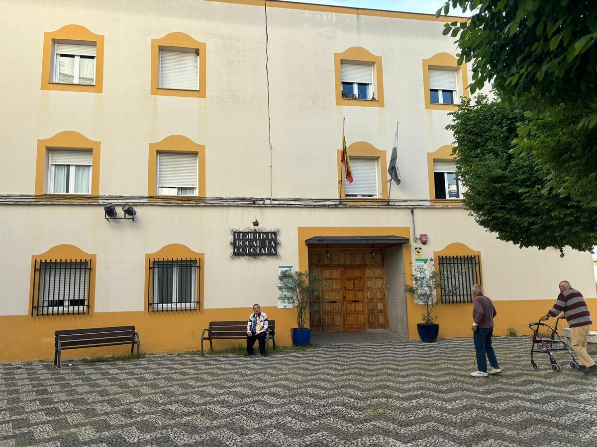 Fachada de la Residencia "La Coronada"