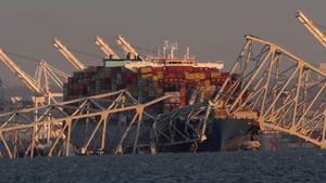 Un barco derrumba el mayor puente de Baltimore