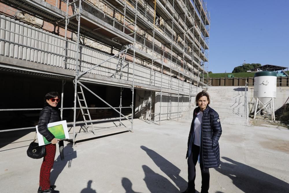 Visita al edificio de Tabacalera