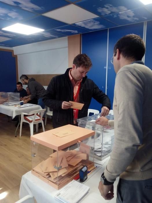 El secretario general del PSPV de l'Horta Sud, Andrés Campos.