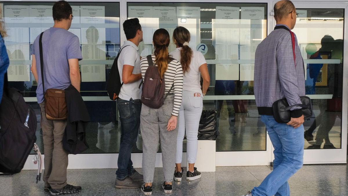 Opositores en una de las pruebas realizadas en Canarias.