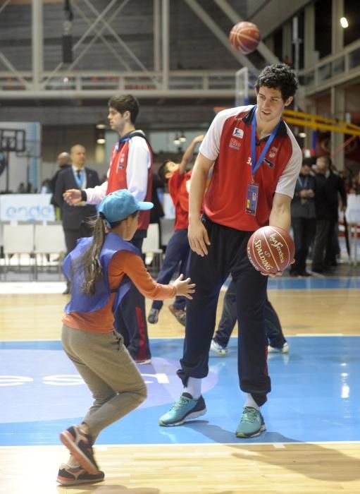 Niños en la Fan Zone de la Copa del Rey A Coruña