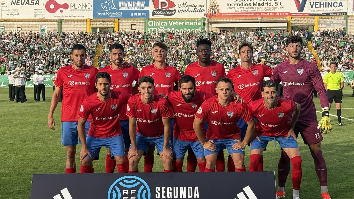 Alineación del CD Estepona en la final contra el Cacereño.