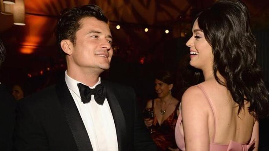 Katy Perry y Orlando Bloom, novios en Hawái