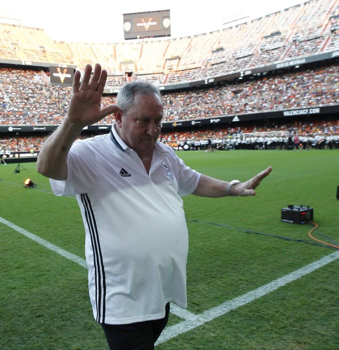 Todas las imágenes de la presentación del Valencia 2016/17