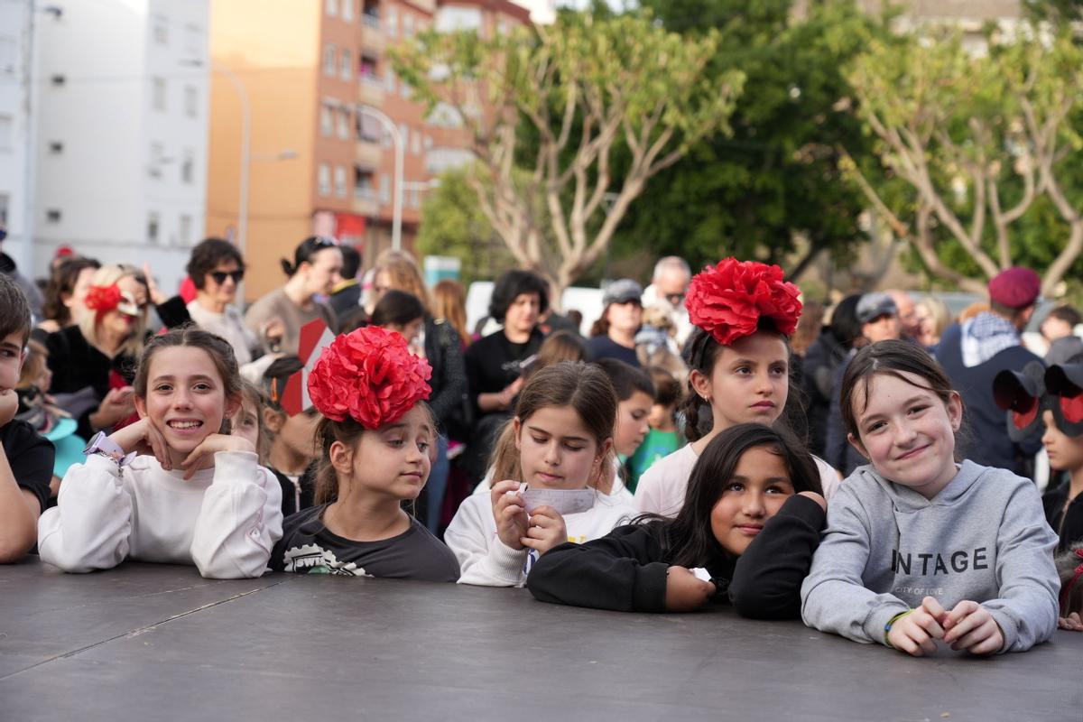 Mascotas disfrazadas en el Carnaval del Grau de Castelló. ¿Has participado? Búscate en esta divertida iniciativa