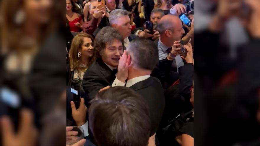 Así fue el efusivo reencuentro de Abascal y Milei en la cena hispana de la investidura de Trump: &quot;Santiago, amigo, que lindo verte&quot;