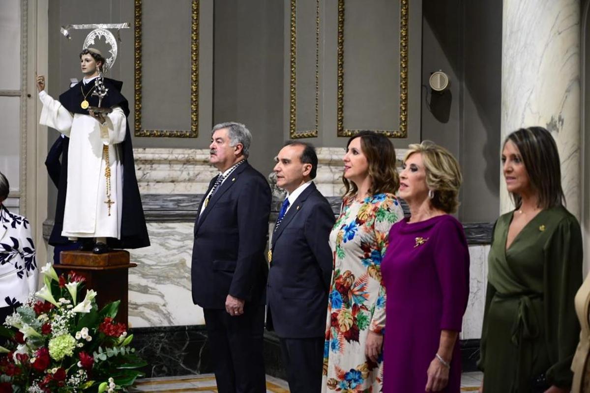 Catalá asiste al nombramiento de la clavariesa de las Fiestas Vicentinas 2024
