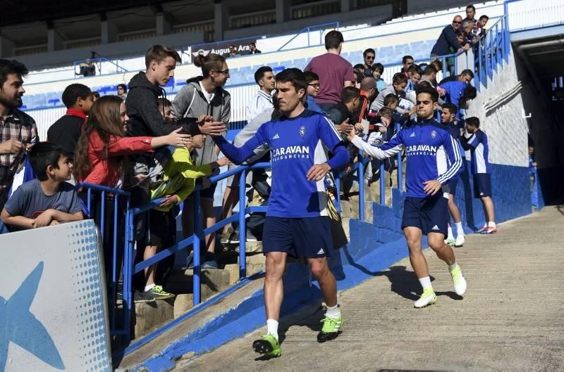 Entrenamiento a puerta abierta del Real Zaragoza en La Romareda