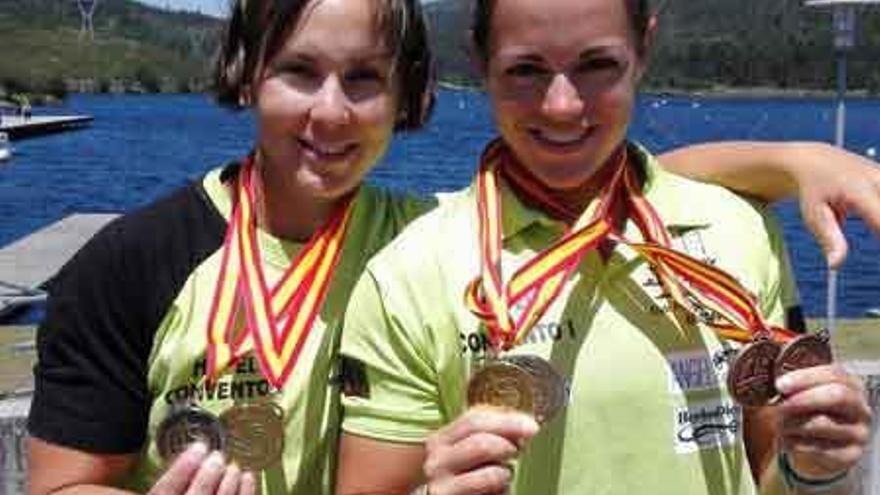 Victoria Fraile y Laura Pedruelo, palistas del Hotel Convento I de Zamora.