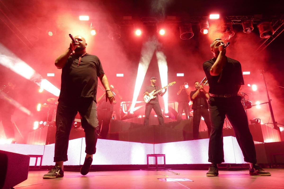 La Fúmiga durant el seu concert al Festival Portalblau en el marc de la seva gira "L'últim abraç"