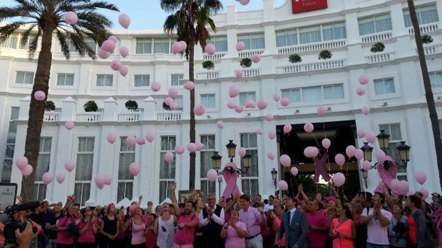 La caminata por el cáncer llega al Hotel Riu