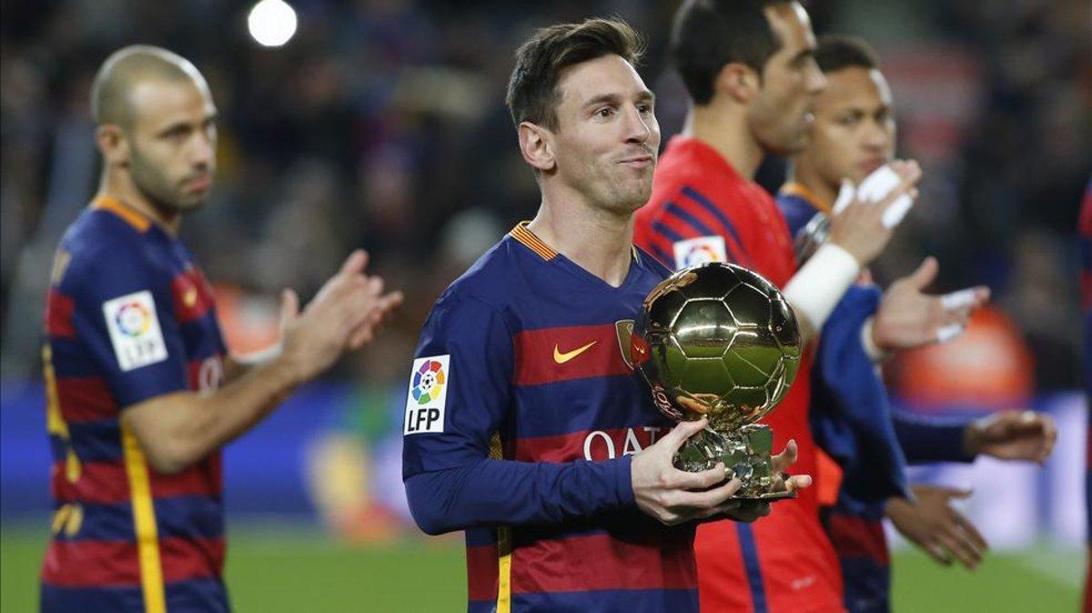 Messi suma cinco Balones de Oro