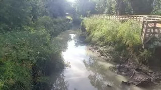 Catoira niega la existencia de un vertido en su río y achaca la turbidez a las escorrentías