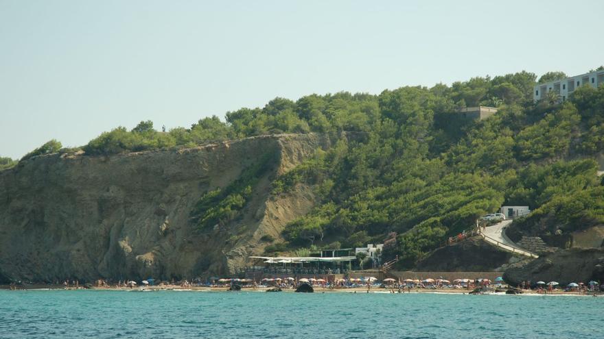 La playa de s’Aigua Blancacuando aún estaba abiertaa los bañistas. x.p.