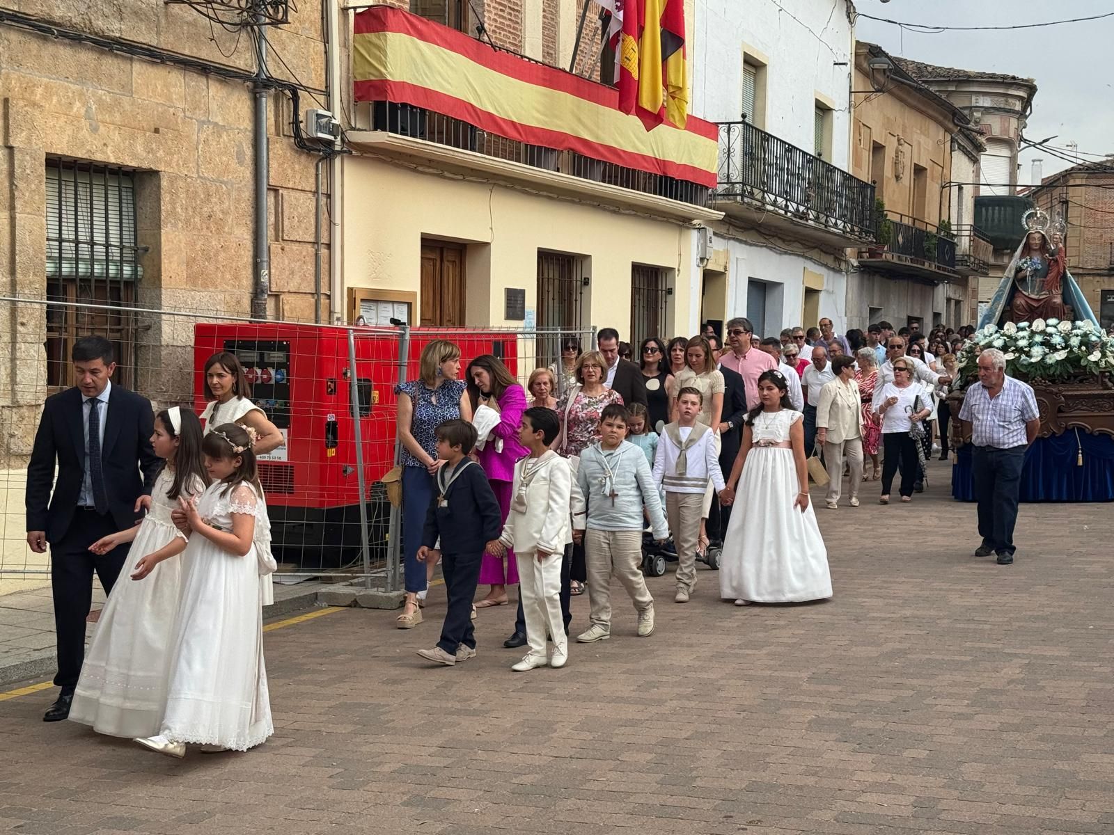 GALERÍA | La Virgen de la Antigua vuelve a su morada en Fuentesaúco