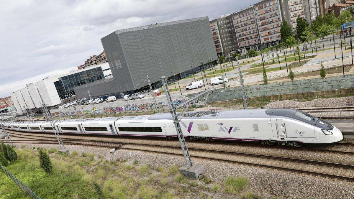 Vox lamenta que el Principado vuelva a quedar "al margen de las grandes inversiones ferroviarias nacionales".