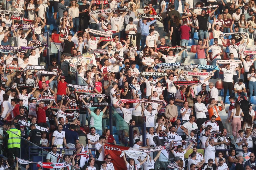 Todas las fotos del Levante UD - Albacete