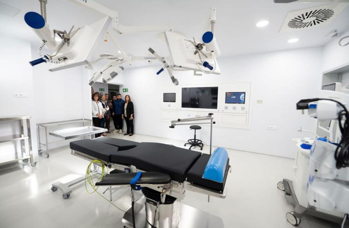 Visita de los facultativos a los quirófanos de IMED Murcia.